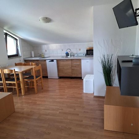 Apartmani Romana Punat Eksteriør billede