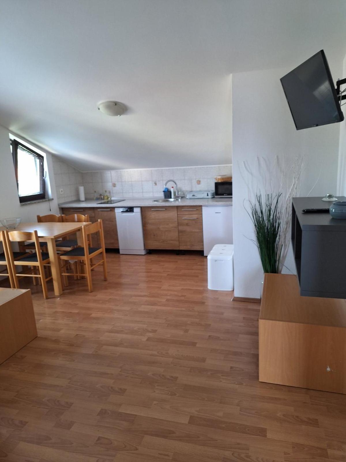 Apartmani Romana Punat Eksteriør billede