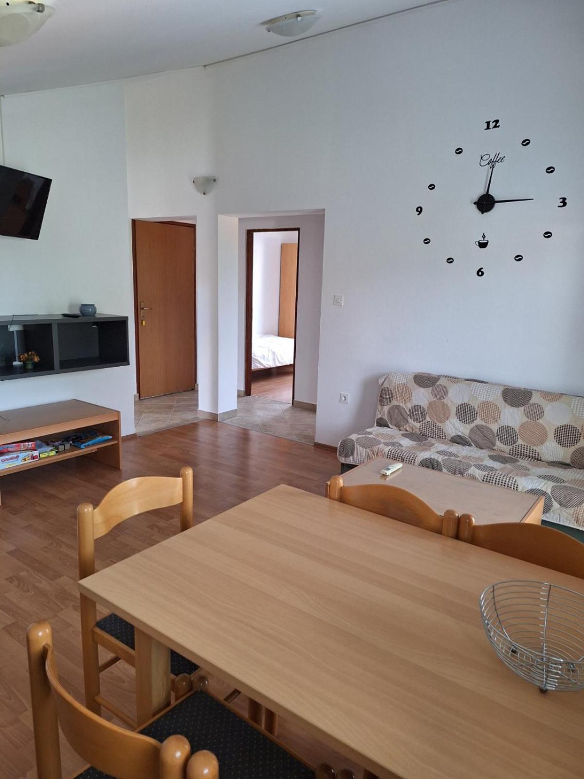 Apartmani Romana Punat Eksteriør billede